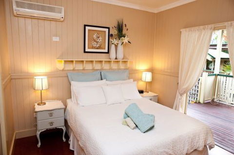 Robbie's Place Self Contained Apartment - New Castle Tourism 1