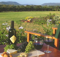 Tranquil Vale Vineyard Cottages - Newcastle Accommodation
