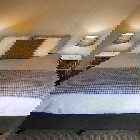 Platypus Playground Riverside Cottage - Newcastle Accommodation 0