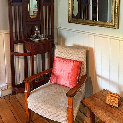 Platypus Playground Riverside Cottage - Newcastle Accommodation 4