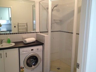 Belle Vue Studio - Newcastle Accommodation 3