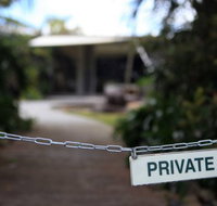 ArtHOUSE Beachfront Accommodation - Newcastle Accommodation