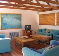 Kent Gardens Holiday House - Newcastle Accommodation