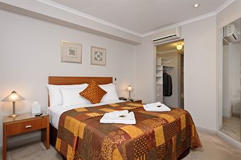 Ringwood Royale - New Castle Tourism 1