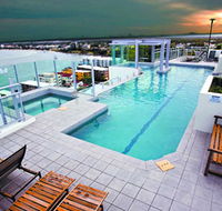 Pumicestone Blue - Newcastle Accommodation