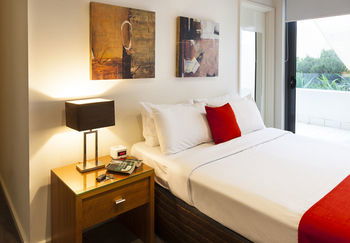 Apartments @ Glen Waverley - New Castle Tourism 34