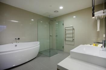 Best Western Premier Hotel 115 Kew - New Castle Tourism 15
