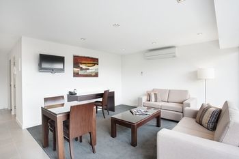 Apartments Ink - Newcastle Accommodation 15
