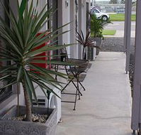 Riverside Motel - New Castle Tourism