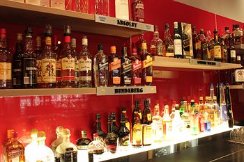 Matthew Flinders Hotel - Newcastle Accommodation 14