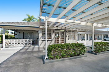 Colonial Terrace Motor Inn - New Castle Tourism 30
