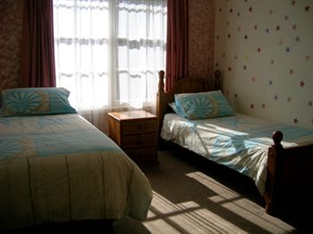 Australian Home Away @ Doncaster Grange Park - New Castle Tourism 2