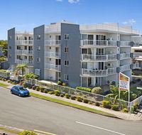 Sandy Shores Luxury Holiday Units - Newcastle Accommodation