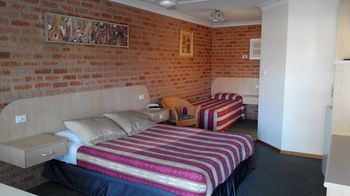 Branxton House Motel, Hunter Valley - New Castle Tourism 12