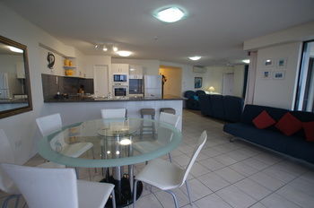 Windward Passage Holiday Apartments - Newcastle Accommodation 31