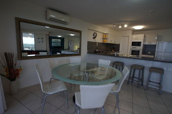 Windward Passage Holiday Apartments - Newcastle Accommodation 37