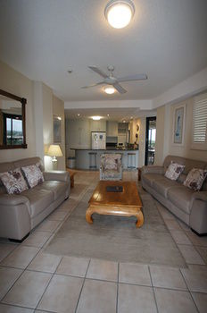 Windward Passage Holiday Apartments - Newcastle Accommodation 39
