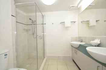 Windward Passage Holiday Apartments - Newcastle Accommodation 47