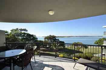 Windward Passage Holiday Apartments - Newcastle Accommodation 71