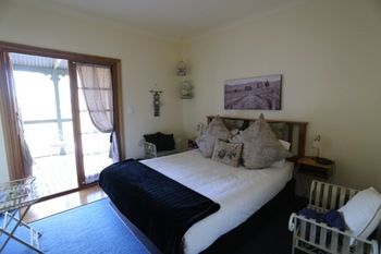 Hunter Valley Bed & Breakfast - New Castle Tourism 8