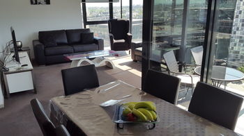 Apartment View Docklands Melbourne - Newcastle Accommodation 10