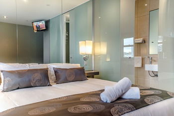 Comfy Kew Apartments - New Castle Tourism 7