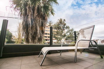 Comfy Kew Apartments - New Castle Tourism 16