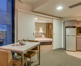 Mantra Collins Hotel - New Castle Tourism 1