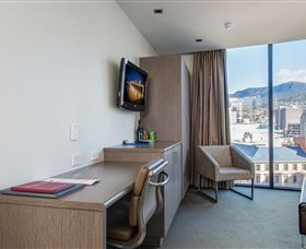 Mantra Collins Hotel - New Castle Tourism 3