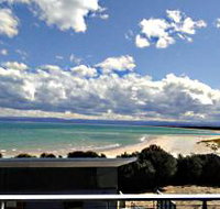 Freycinet Beach Apartments - Newcastle Accommodation