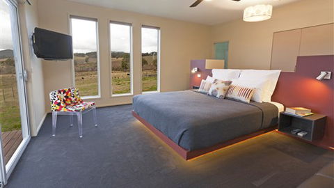 Casa Luna Gourmet Accommodation - New Castle Tourism 3