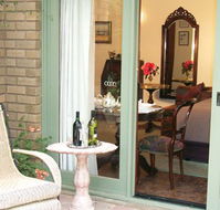 Forlonge Bed  Breakfast - Newcastle Accommodation