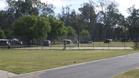 Painters Island Caravan Park - New Castle Tourism 4