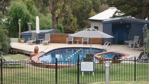 Aireys Inlet Getaway Resort - New Castle Tourism 2