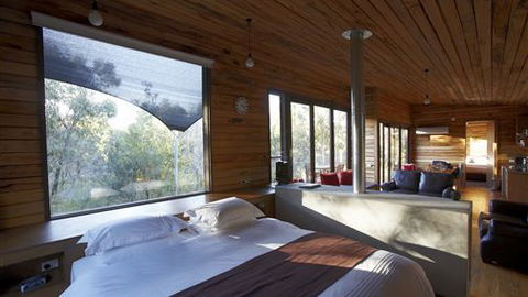 DULC Holiday Cabins - Newcastle Accommodation 6