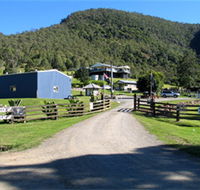 Neurum Creek Bush Retreat - Newcastle Accommodation