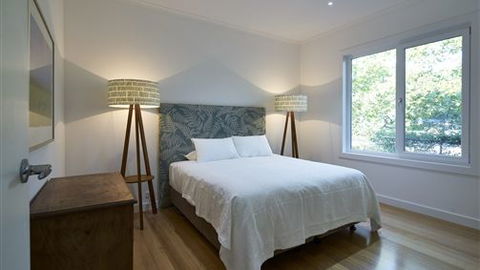 The Cottage At Bolobek - New Castle Tourism 4
