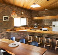 The Eagles Nest - Newcastle Accommodation