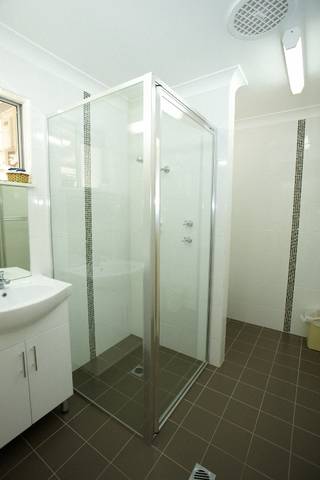 Econo Lodge Alabaster - Newcastle Accommodation 9