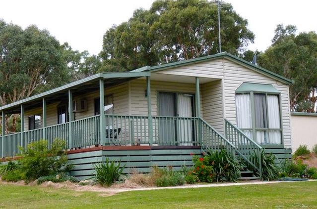 Glendara Cottage - New Castle Tourism 0