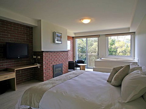 Macedon Ranges Hotel & Spa - New Castle Tourism 2