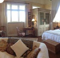 McGowans Boutique Bed  Breakfast - Newcastle Accommodation