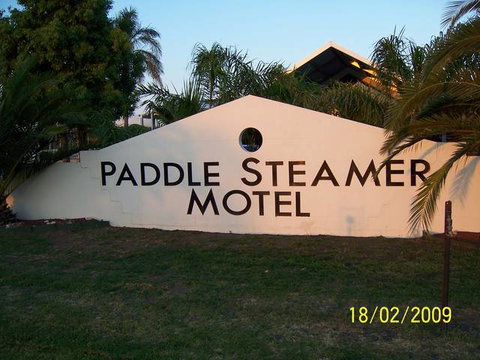 Paddle Steamer Motel - New Castle Tourism 0