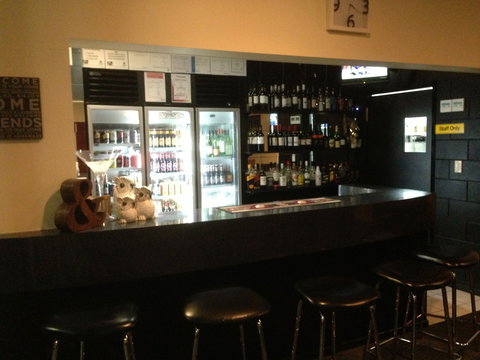 Parkside Motel & Licensed Restaurant - New Castle Tourism 6