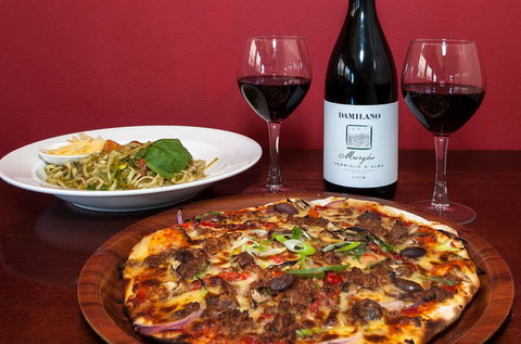 The Sands Hotel Motel - New Castle Tourism 2