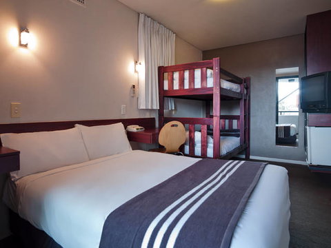 Y Hotel City South - Newcastle Accommodation 1