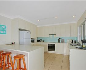 Sandals - New Castle Tourism 0