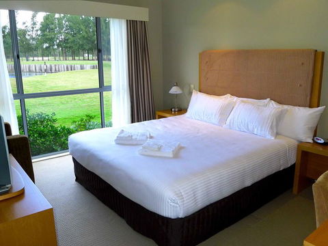 Corunna Station Country House - New Castle Tourism 1