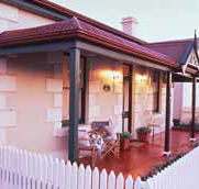 Eliza Cottage - Newcastle Accommodation