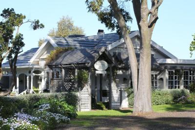 Holmwood Guest House - New Castle Tourism 0